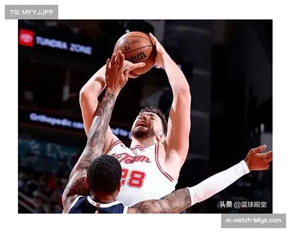 火箭篮板优势明显 场均49.2个篮板展现内线统治力